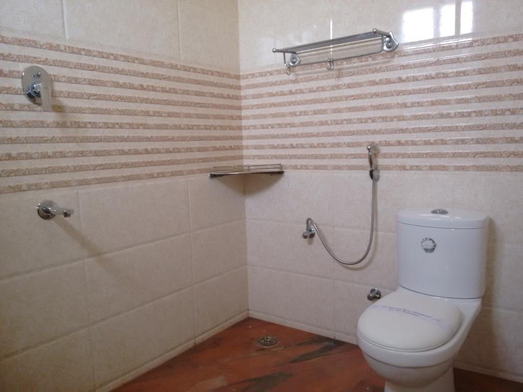 Hotel Chithra Kanyakumari Phòng bức ảnh