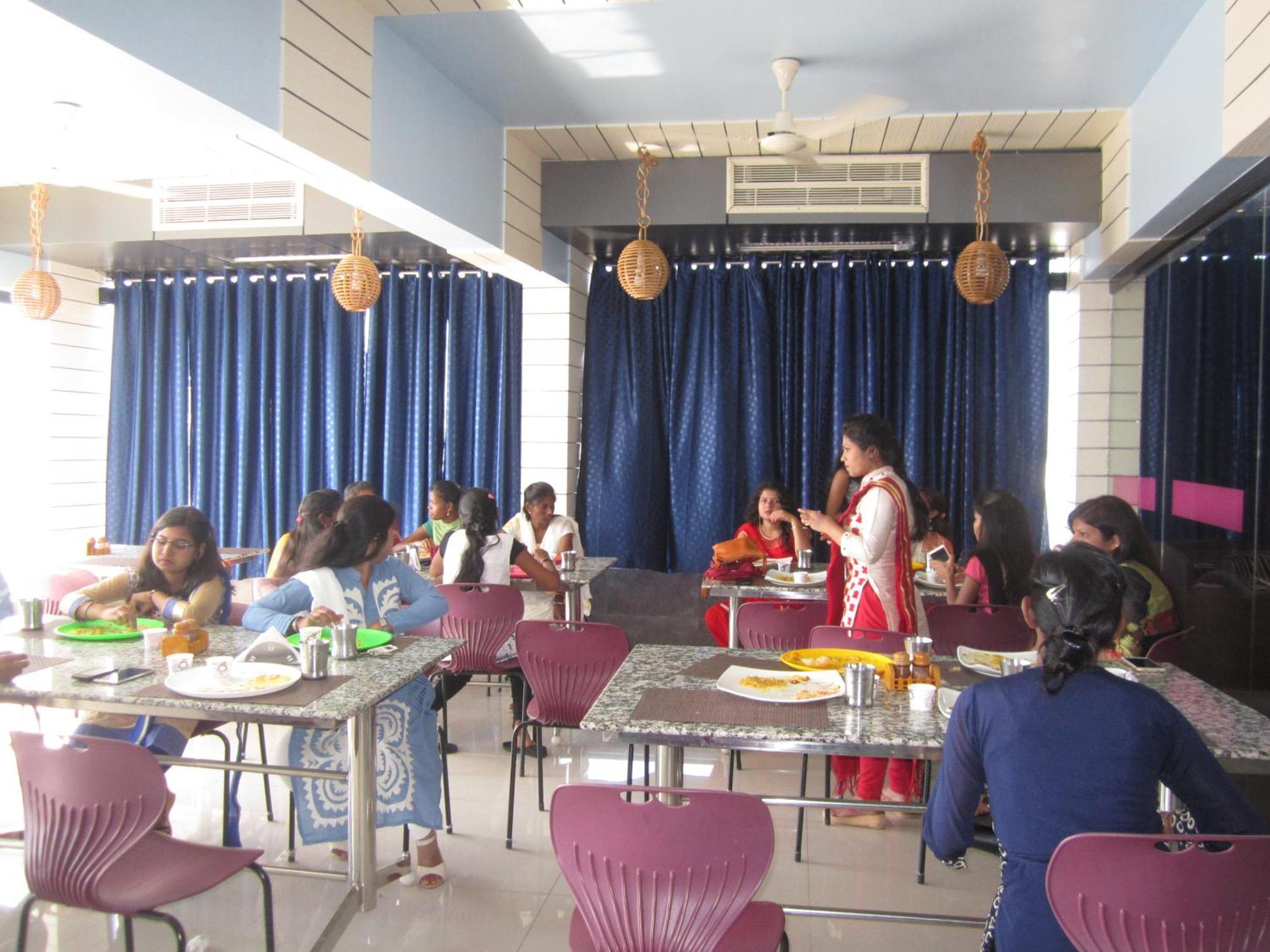 Hotel Chithra Kanyakumari Ngoại thất bức ảnh